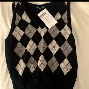 Sweater vest